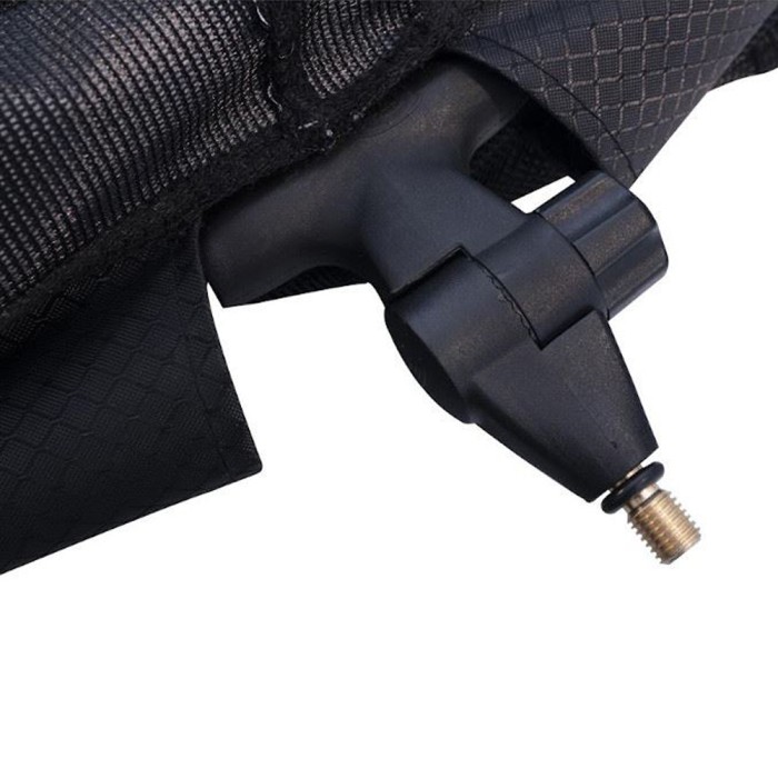 Drennan Compact Carp Fishing Keepnet 2m Close Up 2