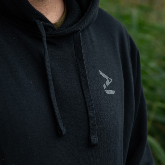 OMC Misty Common Hoodie In Use 3
