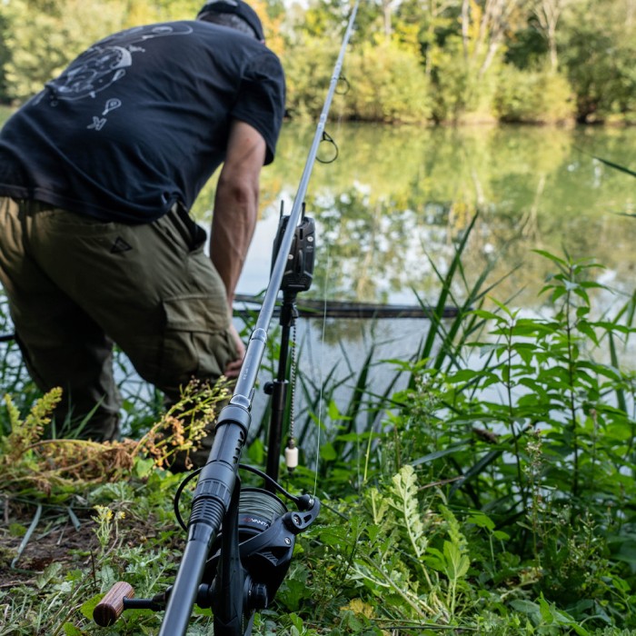 Advanta Retractable Carp Fishing Rod In Use 8