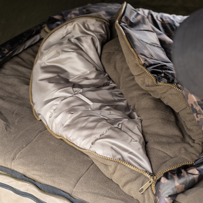 Advanta Pro All Season Camo Sleeping Bag Close Up 2