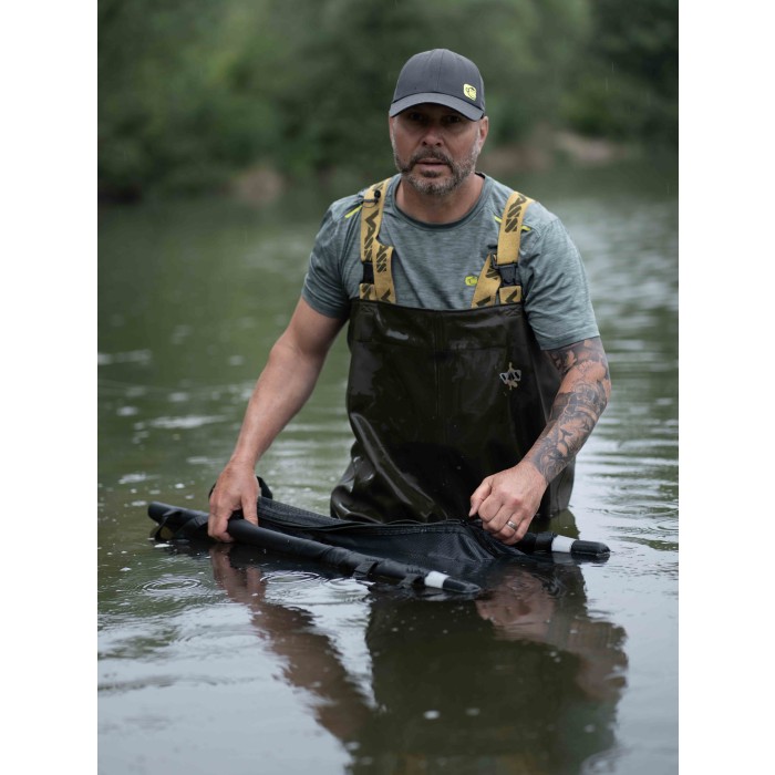 RidgeMonkey ProCare Retainer Sling In Use 6