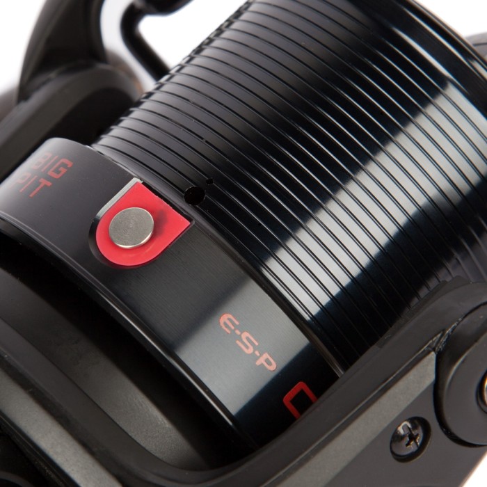 ESP Onyx Big Pit Reel Close Up 4