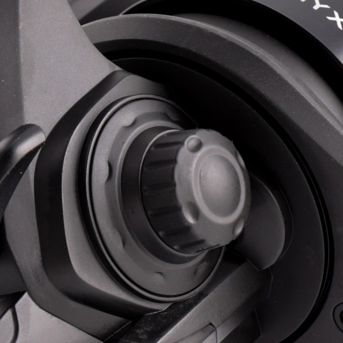 ESP Onyx Compact Big Pit Reel Close Up 2