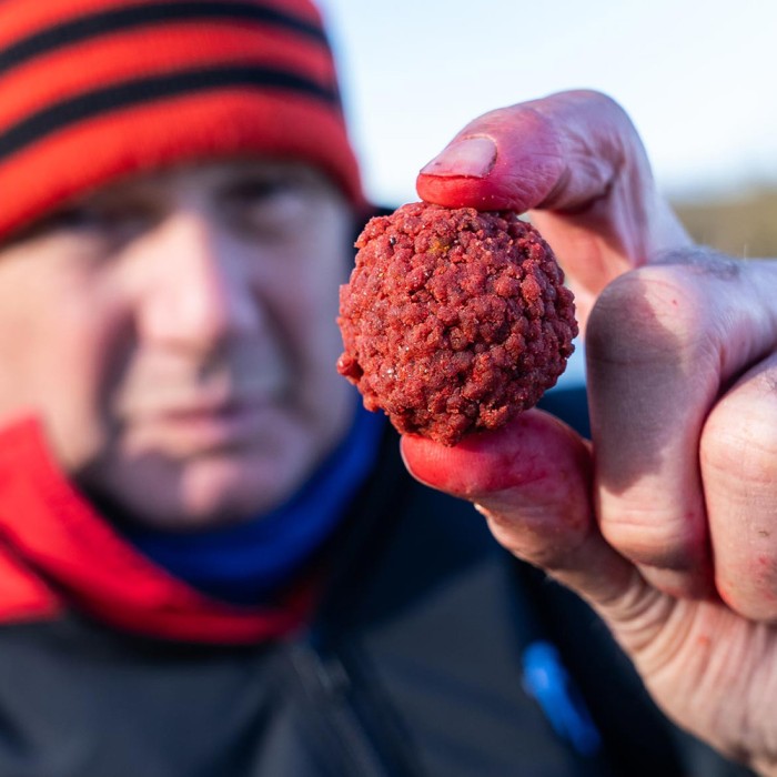 Fjuka Squeez-Ready Method Pellets - Red 2