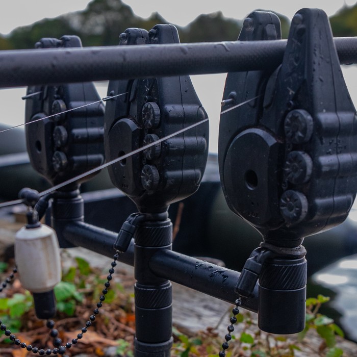 Fox Black Label QR Buzzer Bar Narrow In Use 3