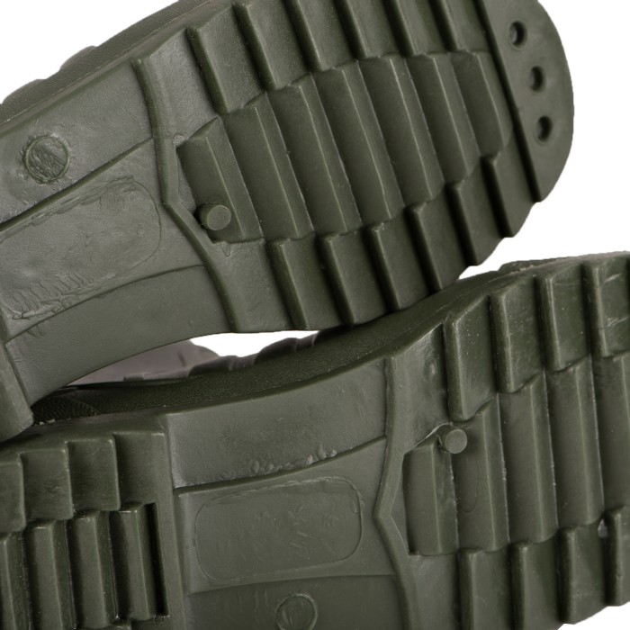 Fox Camo Lightweight Waders Close Up 4