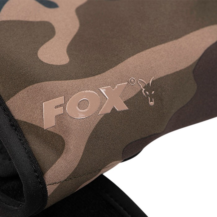 Fox Camo Thermal Fishing Gloves Logo Detail 2