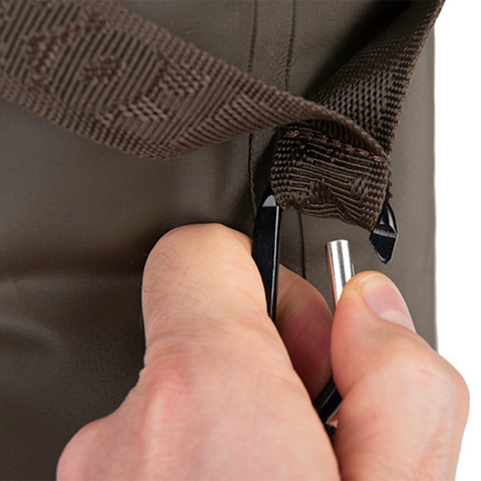 Fox Carpmaster Water Bucket Close Up 1