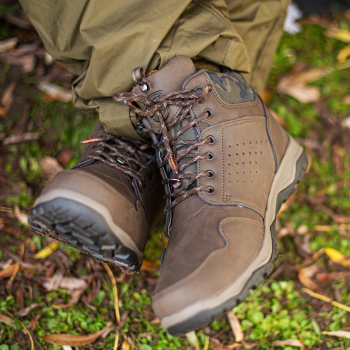 Fox Chunk Khaki Mid Boots 3