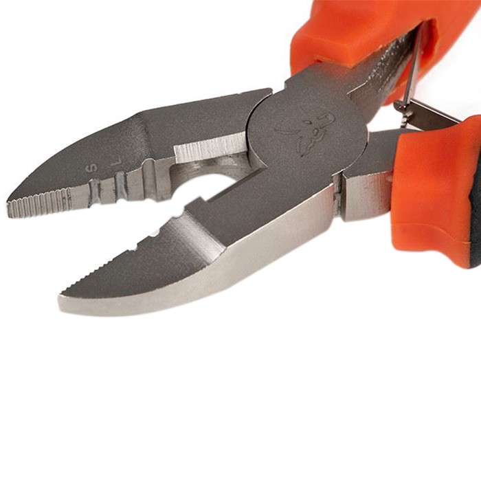 Fox Edges Crimp Fishing Pliers Close Up 1