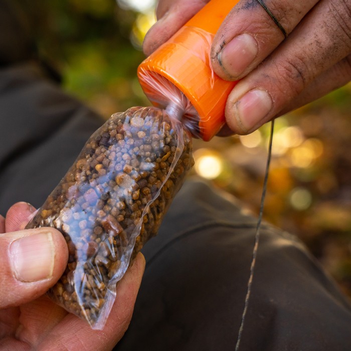 Fox Edges Rapide PVA Bag Fishing System Fast Melt In Use 3