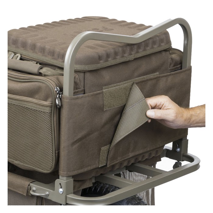 The new and improved Fox Explorer Deluxe barrow detail