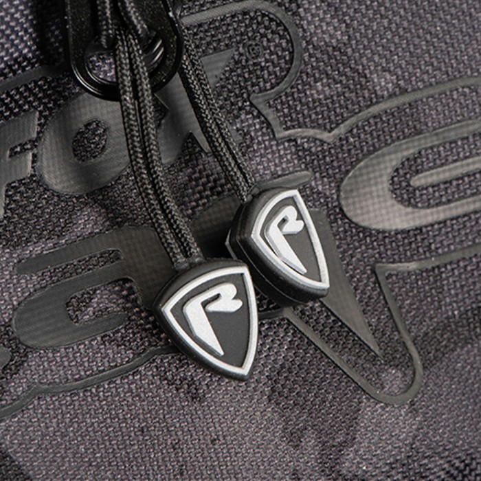 Fox Rage Voyager Camo Medium Carryall Close Up 7