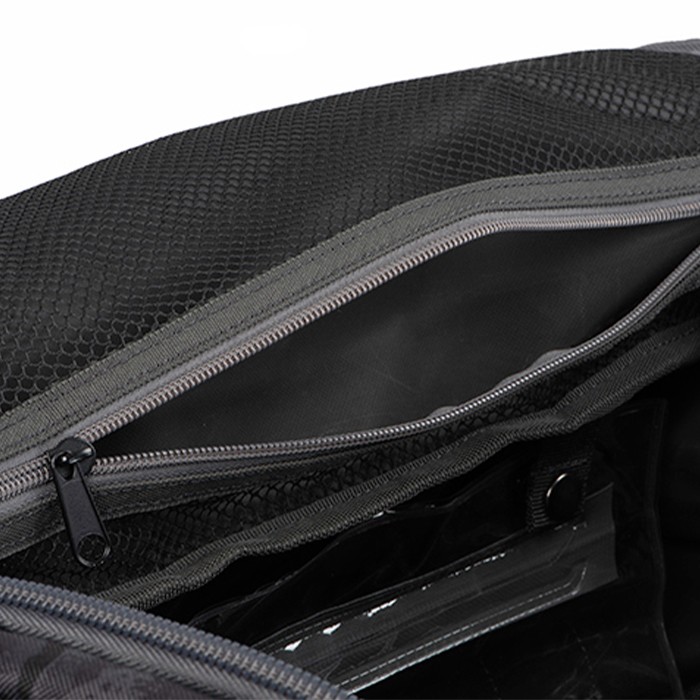 Fox Rage Voyager Camo Medium Holdall Close Up Zip Pocket