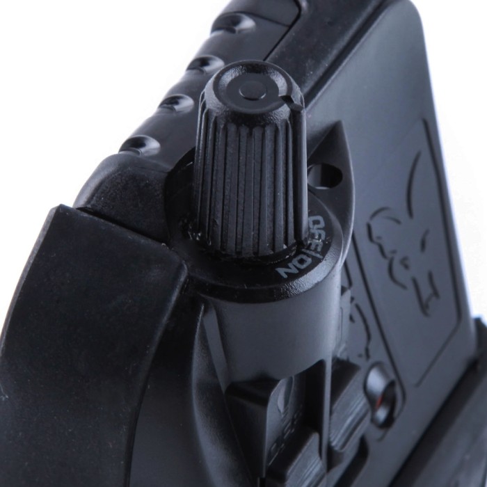 Fox RX + Receiver Close Up 3