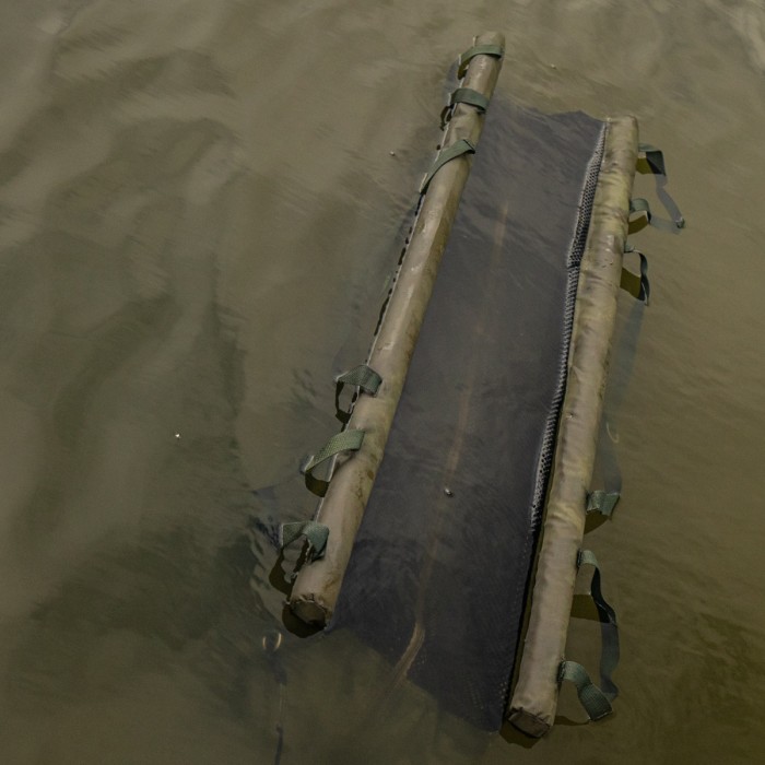 Fox STR Floatation Weigh Sling In Use 4