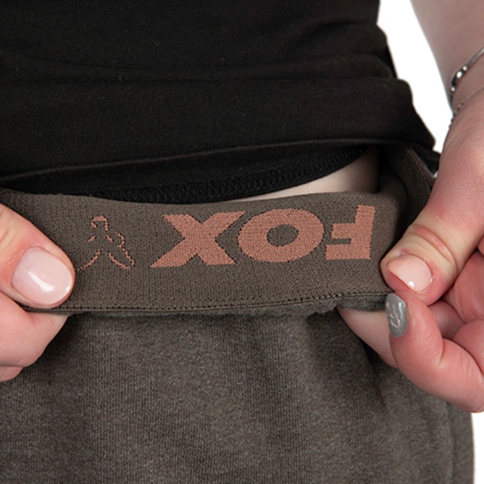 Fox Womans Fishing Jogger Close Up 6