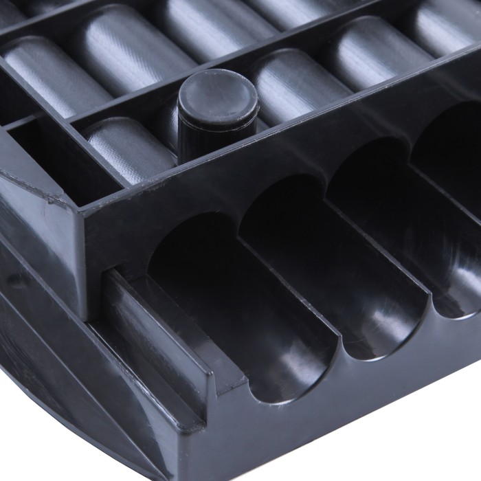 Grandeslam Q-Dos Boiliemaster Bait Rolling Tables Close Up