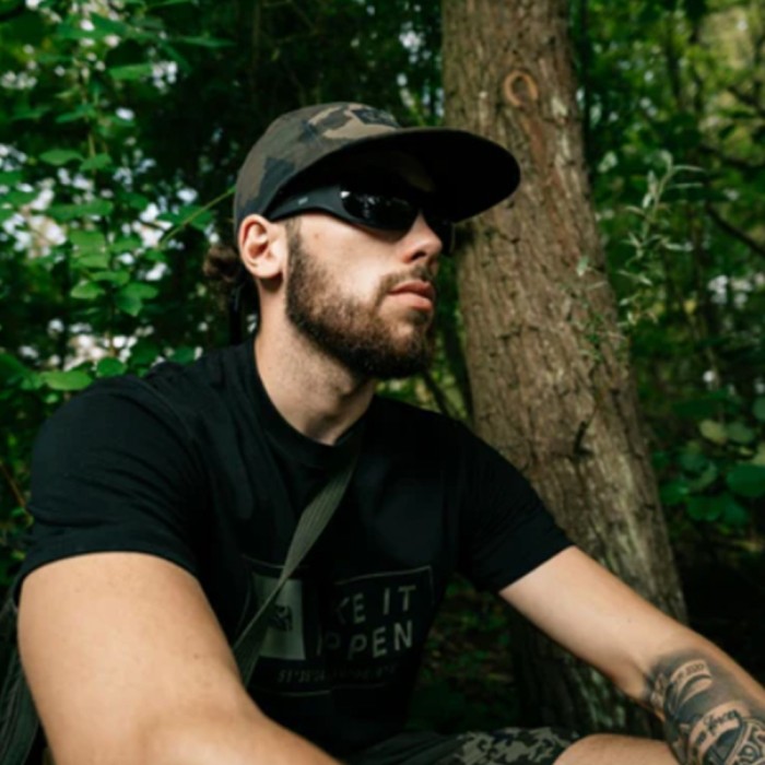 Nash Make It Happen Flexi Wrap Polarised Sunglasses - Smoked Grey Lens