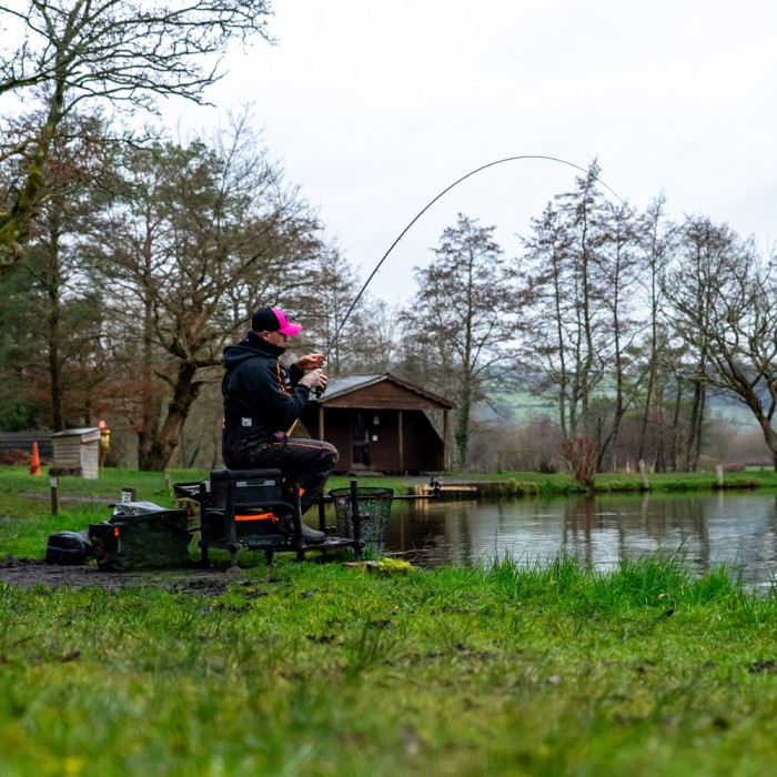 Guru Aventus R Waggler Rod