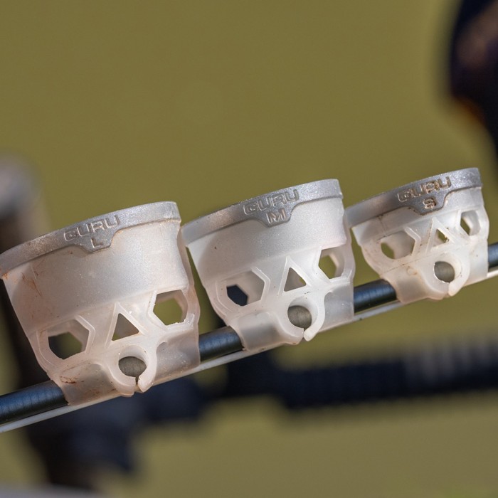 Guru Fast Release Pole Pots - Medium 3