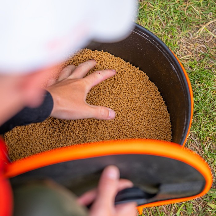 Guru Fusion Bait Pro Bucket 10L 2