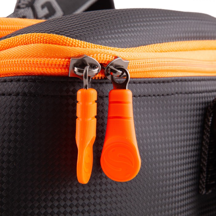 Guru Fusion Feeder Box System Fishing Bag Close Up Zips