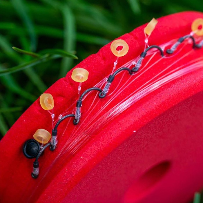 Guru QM1 Bait Band Fishing Ready Rig 15 Inch Close Up 1