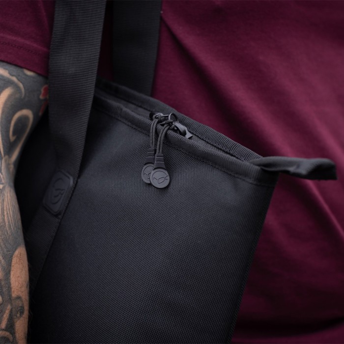 Korda Black Tote Bag Close Up