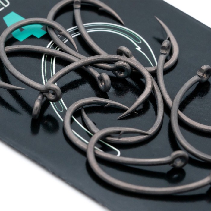 Korda Krank Fishing Hooks Close Up 1