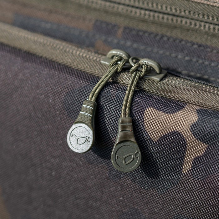 Korda Compac Dark Kamo Cool Bag Large Close Up 4