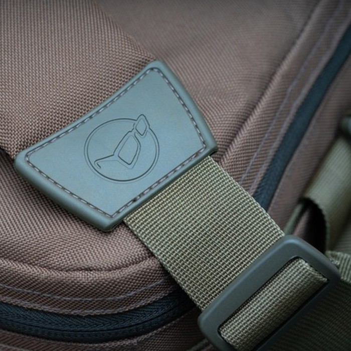 Korda Compac Fishing Cool Bag X-Large Close Up 3