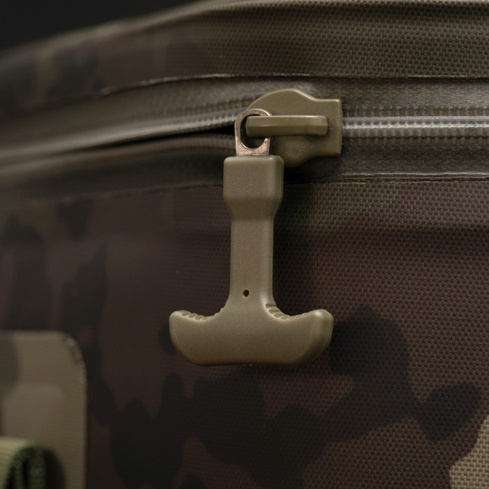 Korda Compac Cooler Kamo Fishing Bag 14L Close Up 6