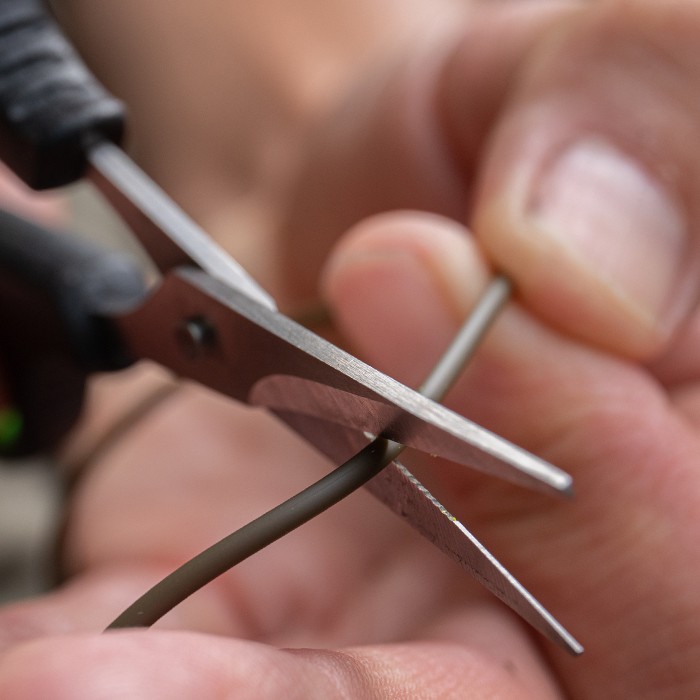 Korda Basix Rig Scissors In Use 2