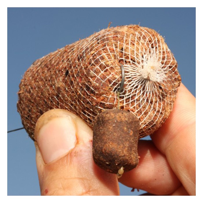 Korda Boilie Funnel Web PVA Fishing System In Use 8