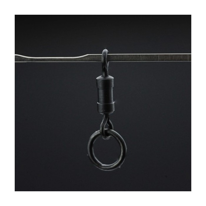 Korda Chod Fishing Swivel In Use Example