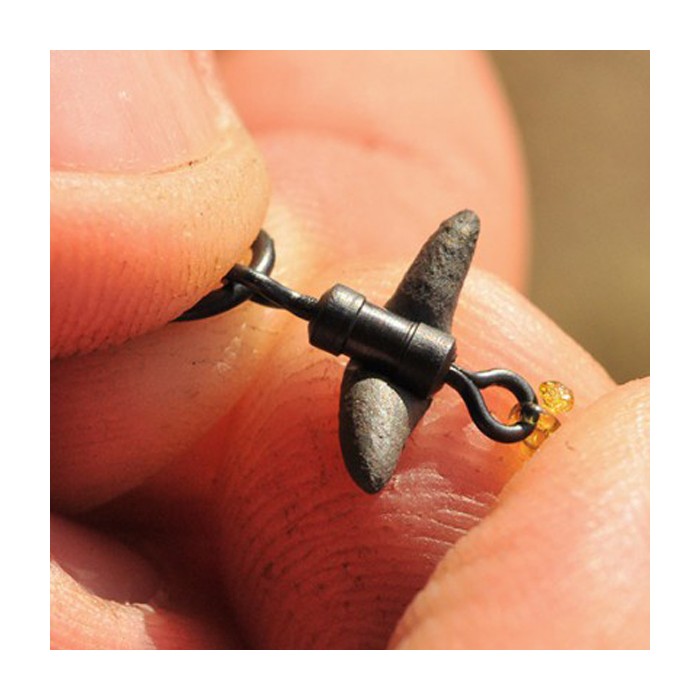 Korda Chod Fishing Swivel Close Up 1