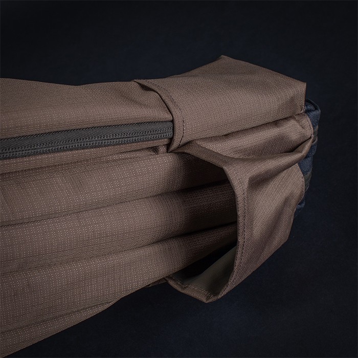 Korda Compac 3 Rod Divide Fishing Holdall Close Up 2