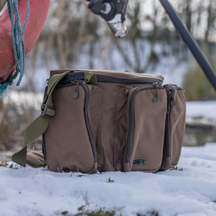 Korda Compac Fishing Carryall Small In Use 5