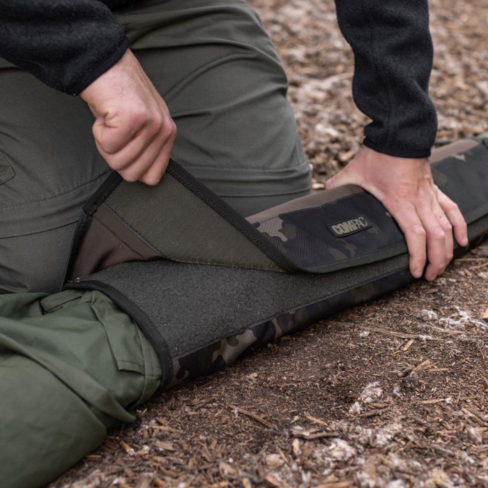 Korda Compac Dark Kamo Brolly Wrap In Use 3