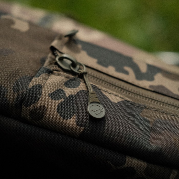 Korda Compac Dark Kamo 3 Rod Holdall 10ft Close Up 3
