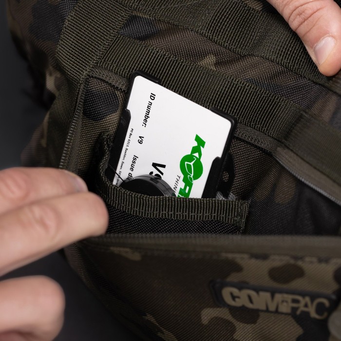 Korda Compac Dark Kamo Messenger Bag Close Up 3