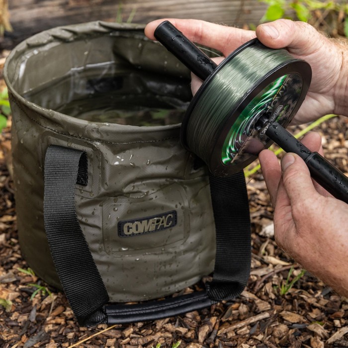 Korda Compac Spooling Bucket In Use 1