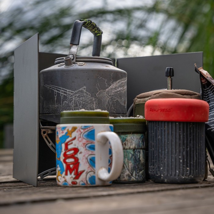 Korda Fishing Stove Windshield In Use 4