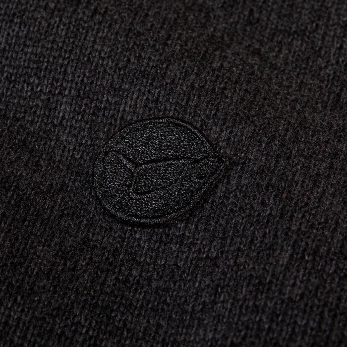 Korda Kore Crew Neck Fishing Jumper Charcoal Close Up Logo