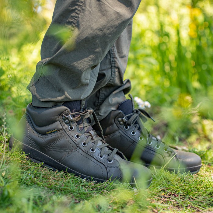 Korda KORE Kombat Boots Olive In Use 1