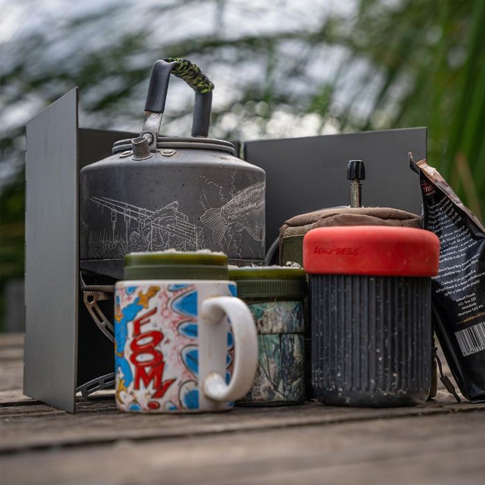 Korda Large Cooking Windshield In Use 3