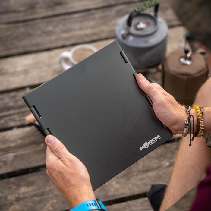 Korda Large Cooking Windshield In Use 4