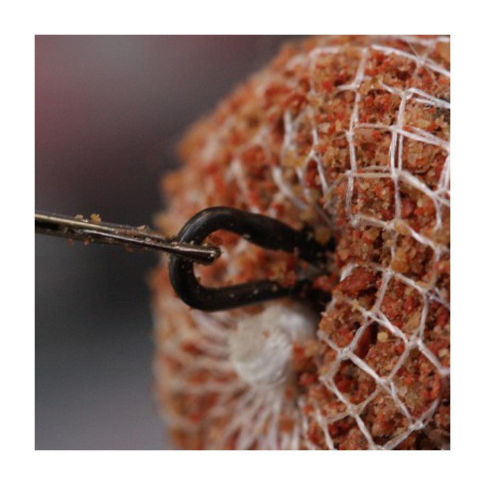 Korda Fishing Link Loop In Use 1