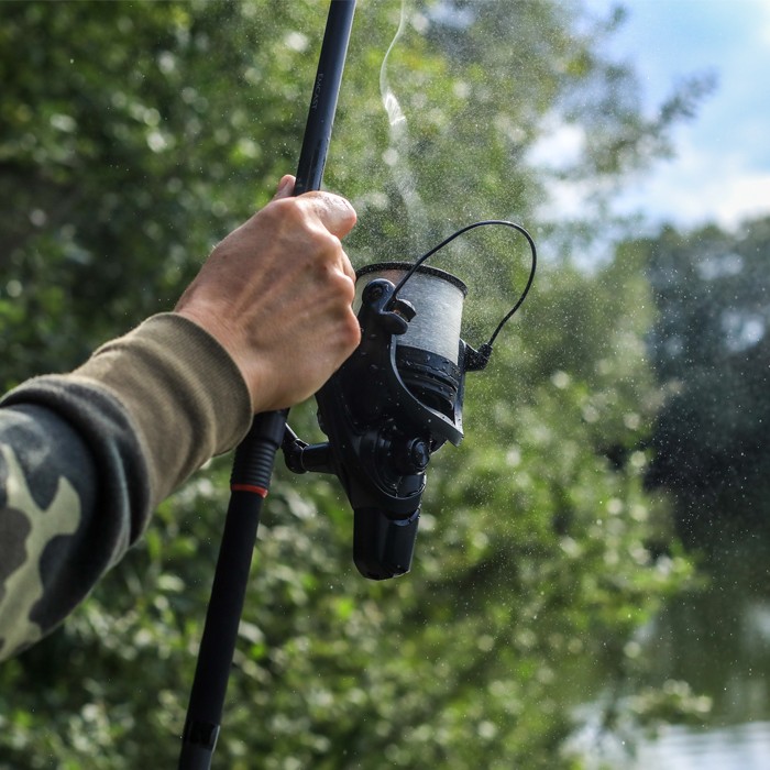 Korda Long Chuck Clear Line In Use